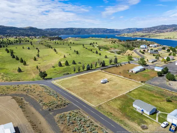 41977 Fawn Ln N, Deer Meadows, WA 99122
