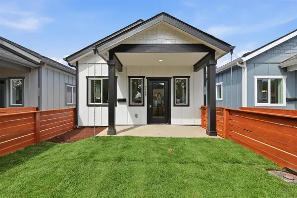 5389 N Lincoln St #5391 N Lincoln St, Spokane, WA 99205