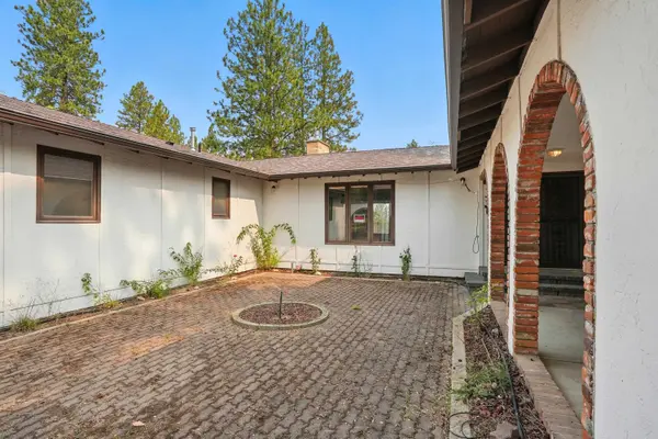 1502 N Wrangler Dr, Medical Lake, WA 99022
