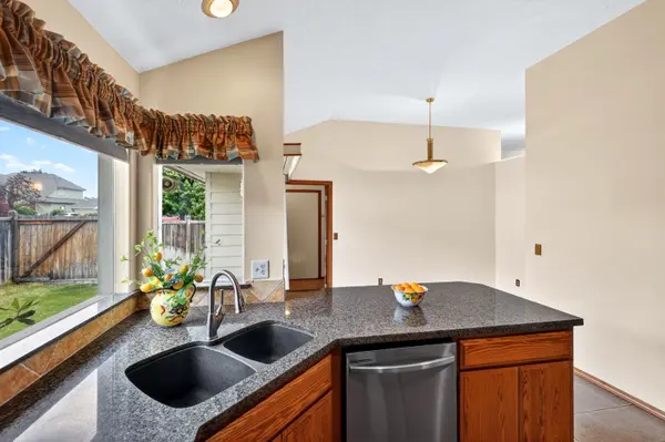 2524 S Bolivar Ct, Spokane Valley, WA 99037