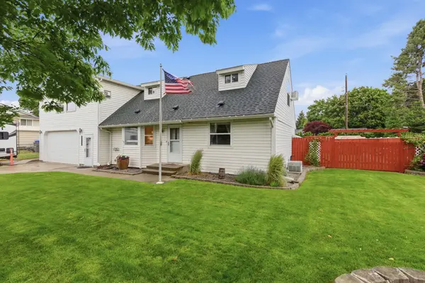 26821 E Eastland Ave, Newman Lake, WA 99025