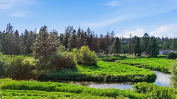 28608 N River Estates Dr, Chattaroy, WA 99003