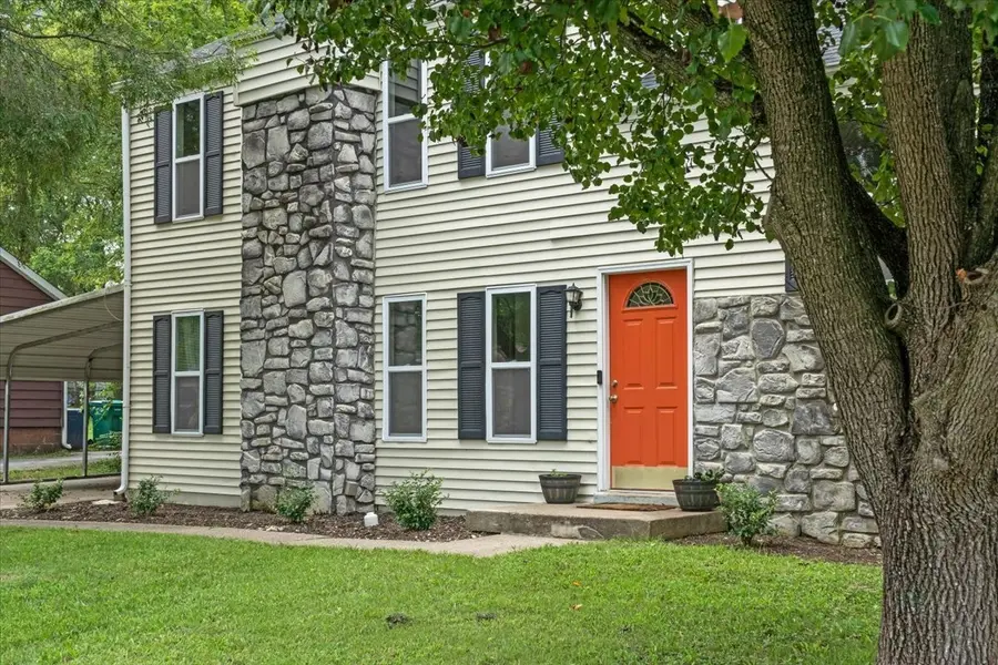 588 Blake Moore Dr, La Vergne, TN 37086