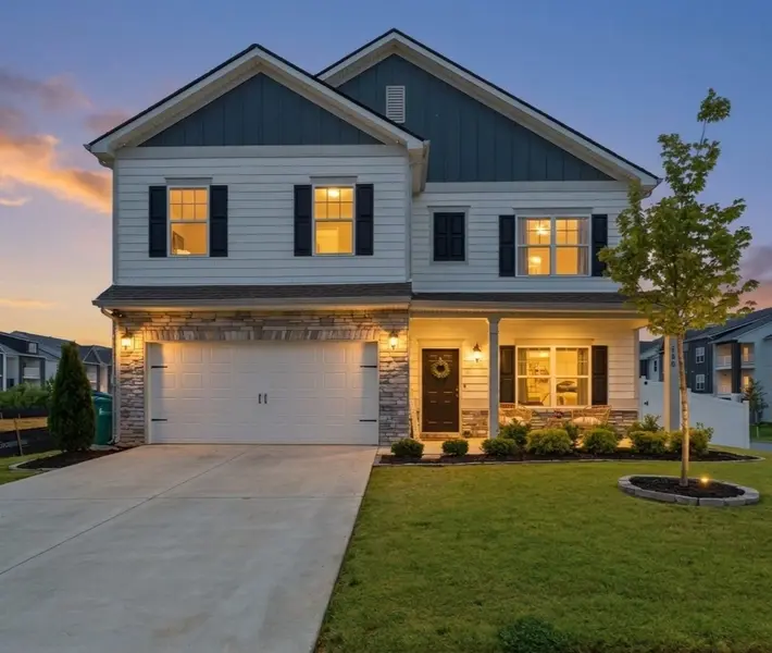 500 Charing Cross Dr, Lebanon, TN 37087
