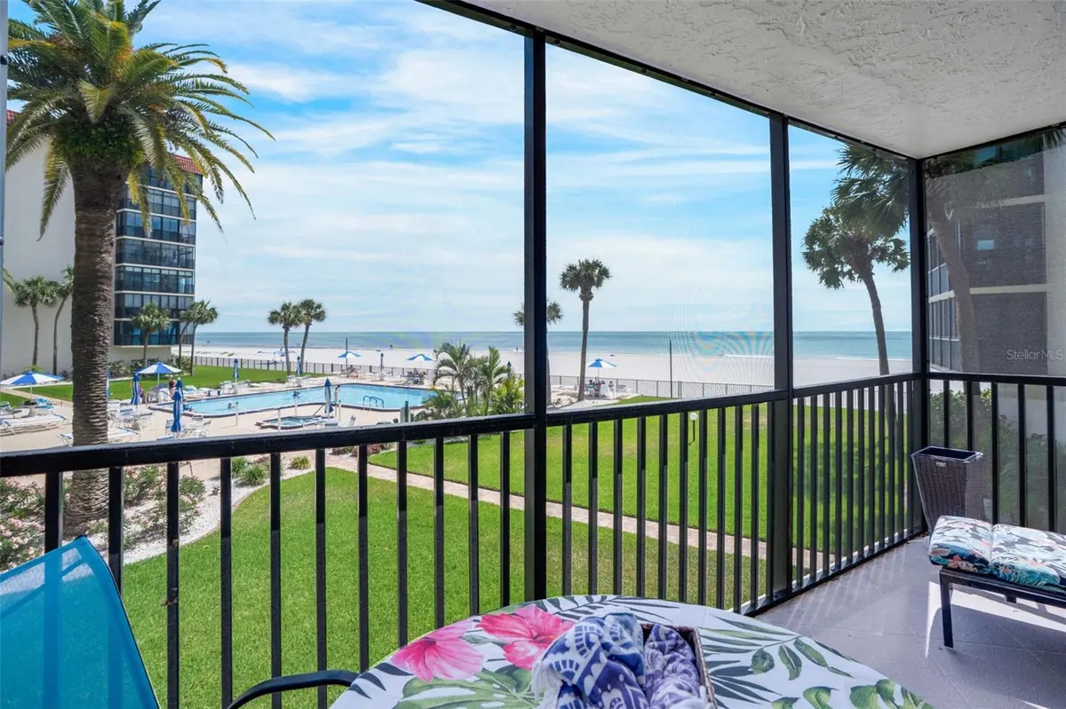 18304 GULF BLVD #105, Redington Shores, FL 33708