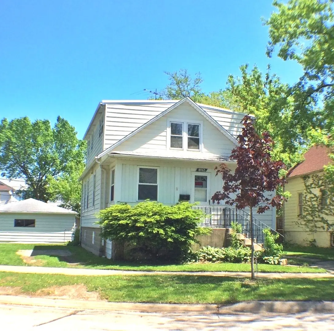 8063 N Elmwood ST, Skokie, IL 60077