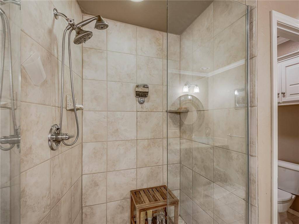 11205 Thorn Ridge RD, Oklahoma City, OK 73120
