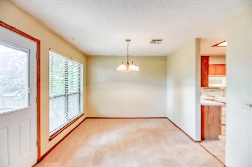 2029 Grassland DR, Norman, OK 73072