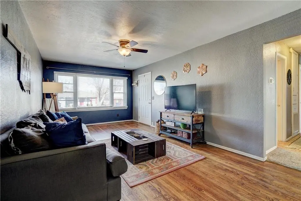 1512 Oxford WAY, Oklahoma City, OK 73120