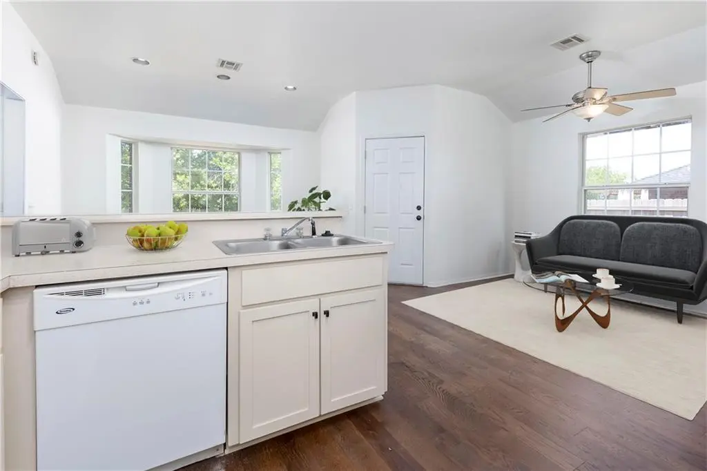 2321 Alex Plaza DR, Norman, OK 73071