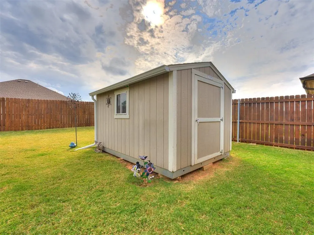 1620 Baycharter ST, Norman, OK 73071