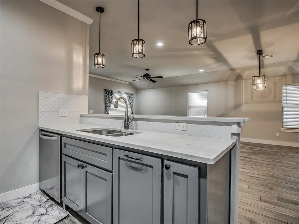 1610 NW 45th ST, Oklahoma City, OK 73118