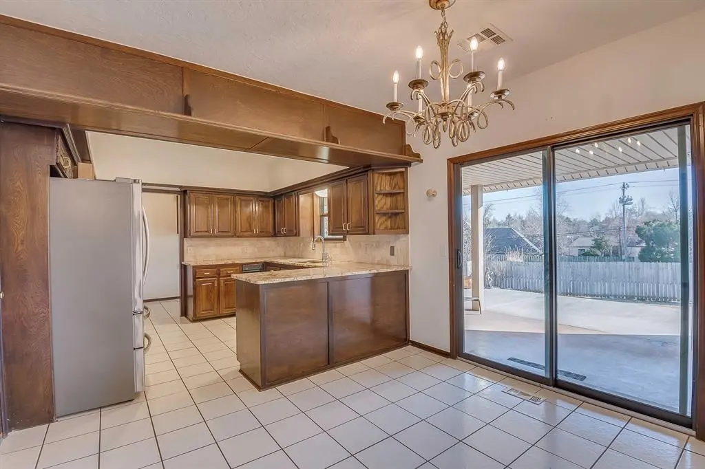 4220 Cherry Hill LN, Oklahoma City, OK 73120