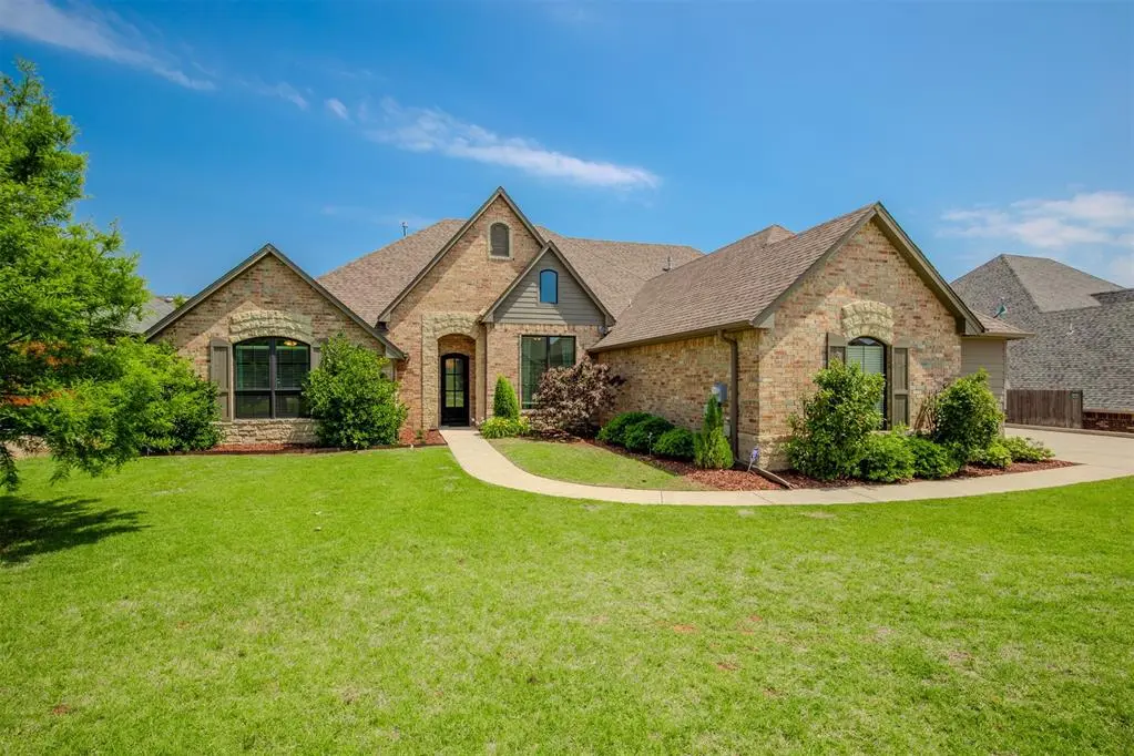 3008 Mackenzie AVE, Edmond, OK 73013