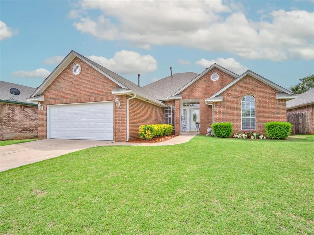 5017 Mackelman DR, Oklahoma City, OK 73135