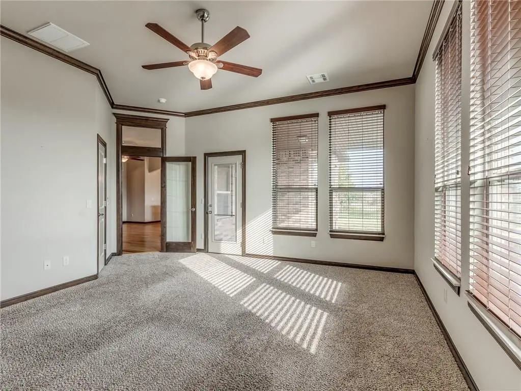 3700 Sendera Lakes DR, Moore, OK 73160