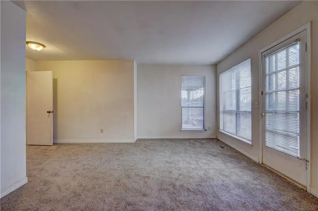 3207 Castlerock RD, Oklahoma City, OK 73120