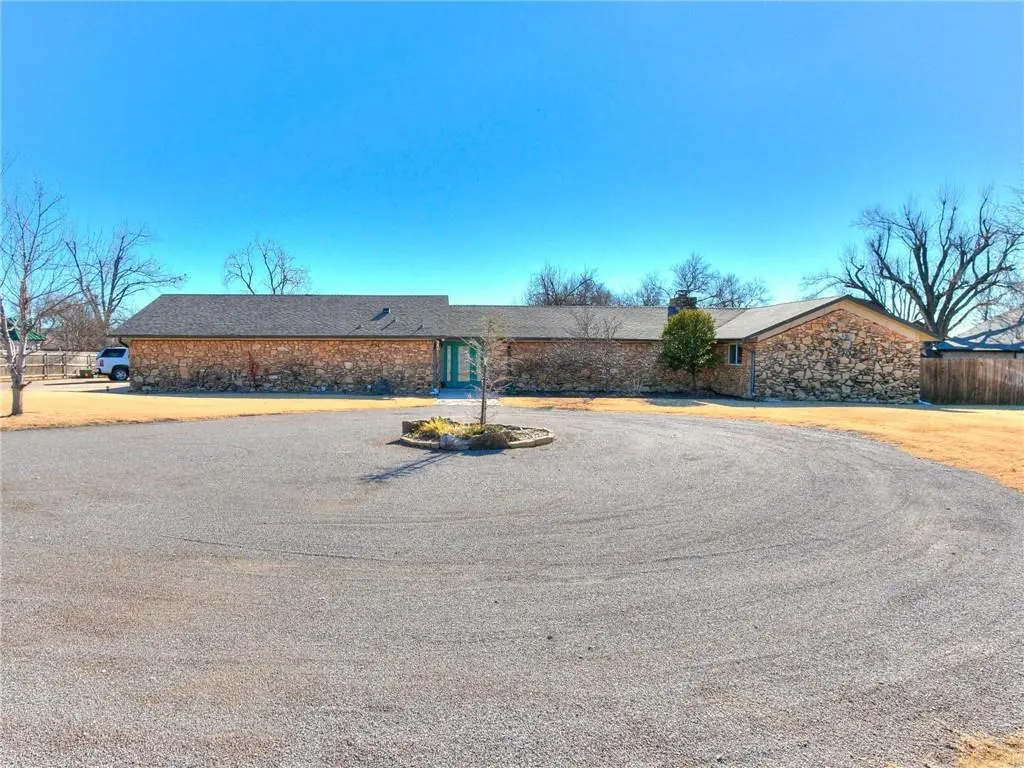 1104 SW 119th ST, Oklahoma City, OK 73170
