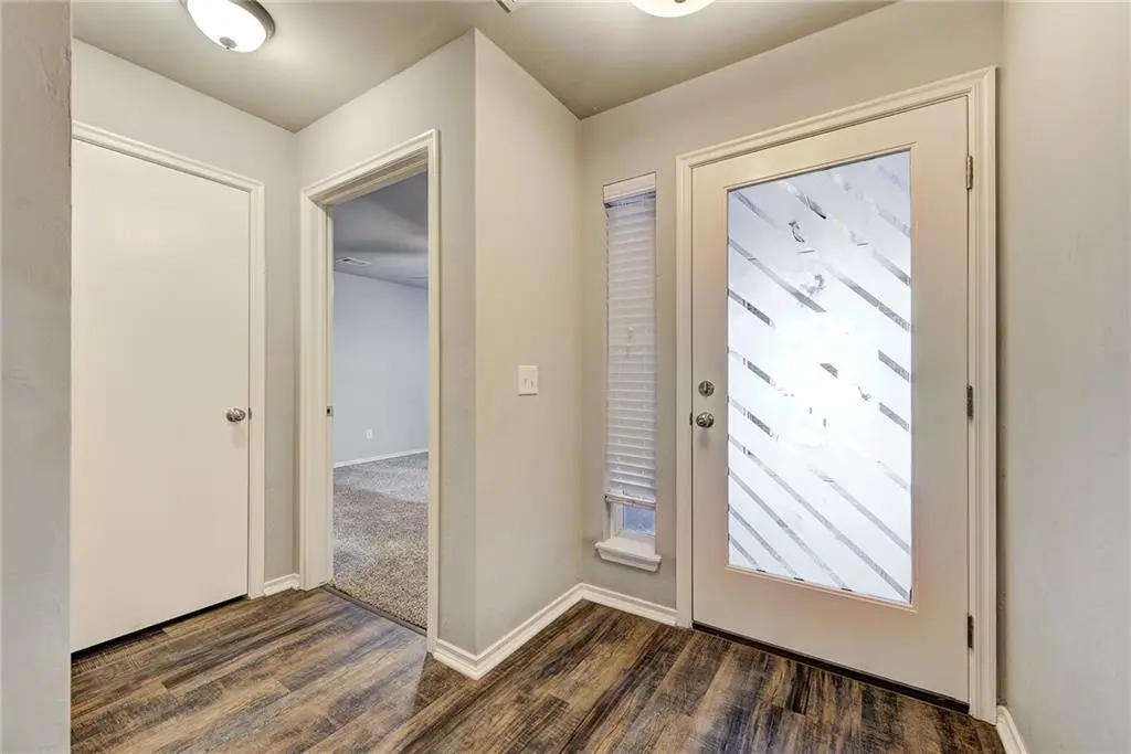 216 Evermore LN, Yukon, OK 73099