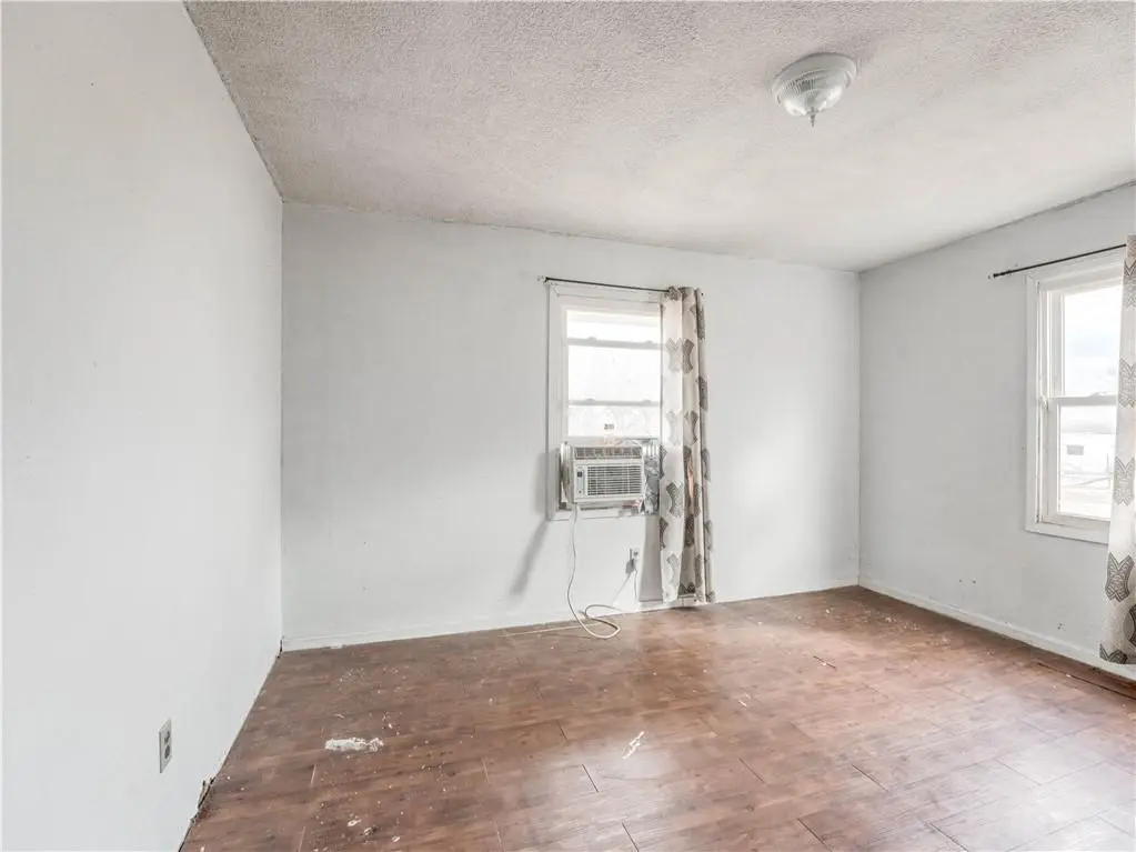 18701 Skyridge RD, Newalla, OK 74857
