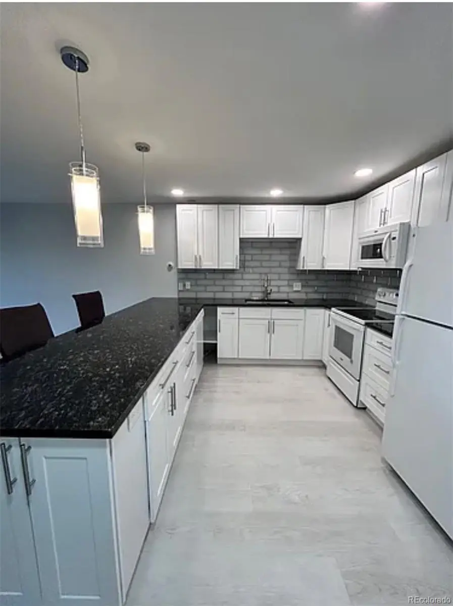13800 E Marina DR #609, Aurora, CO 80014