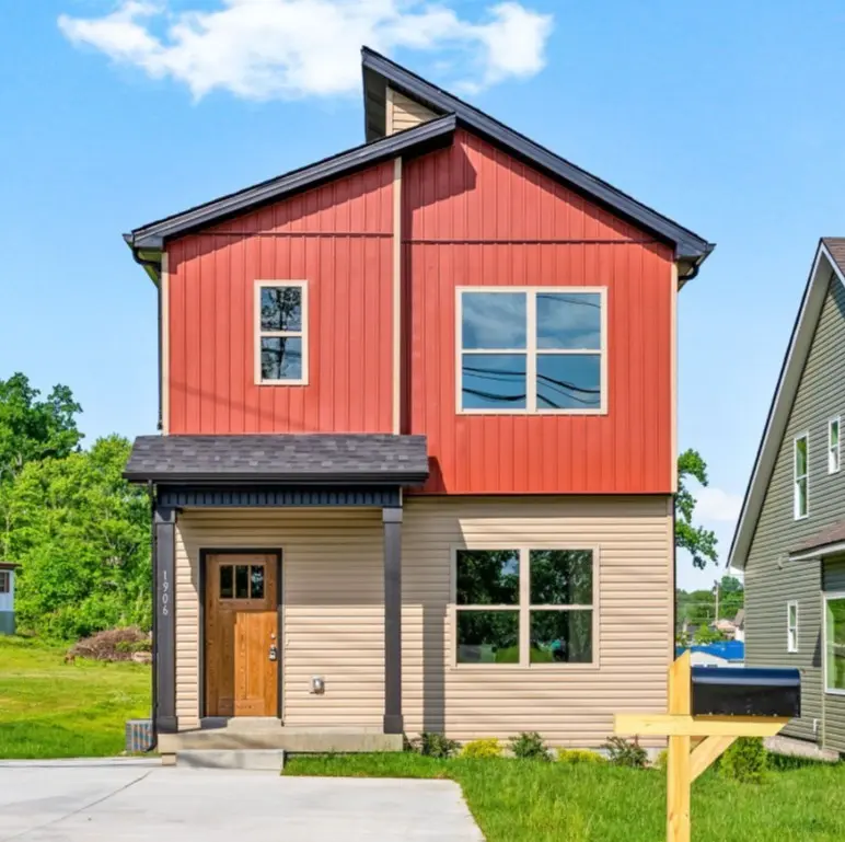 1906 Evans Rd, Clarksville, TN 37042