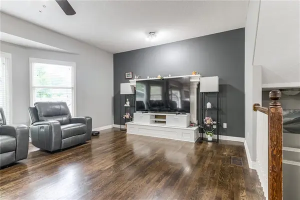14902 Horton ST, Overland Park, KS 66223