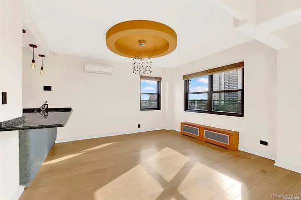 109-33 71st RD #11A, Forest Hills, NY 11375