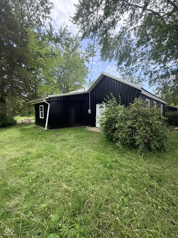 2562 S County Road 60 SW, Greensburg, IN 47240