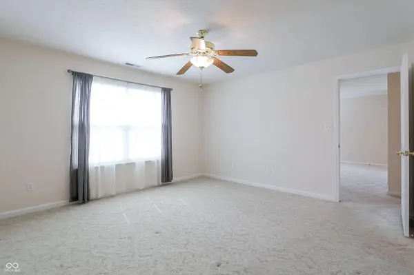 2361 Steeple Chase, Shelbyville, IN 46176