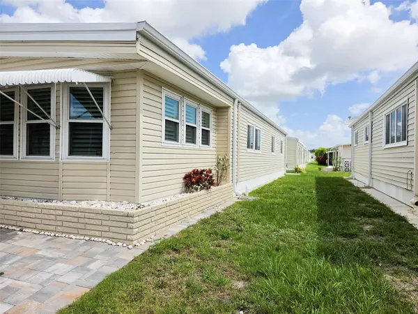 3227 BAYBERRY TER, Sarasota, FL 34237