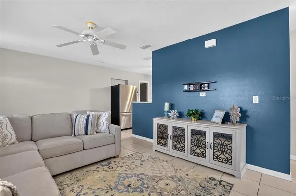 879 E SEMINOLE DR, Venice, FL 34293