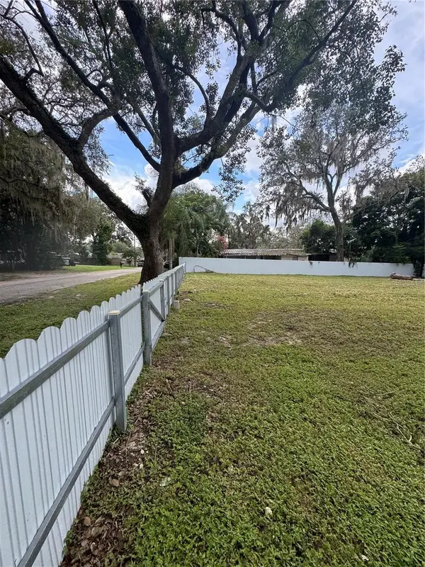 2211 KEUKA AVE, Leesburg, FL 34748