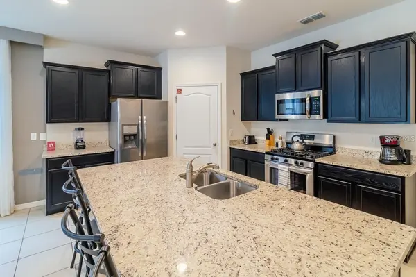6047 BROAD OAK DR, Davenport, FL 33837