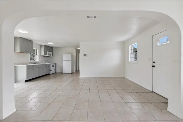 875 LOOMIS AVE, Daytona Beach, FL 32114