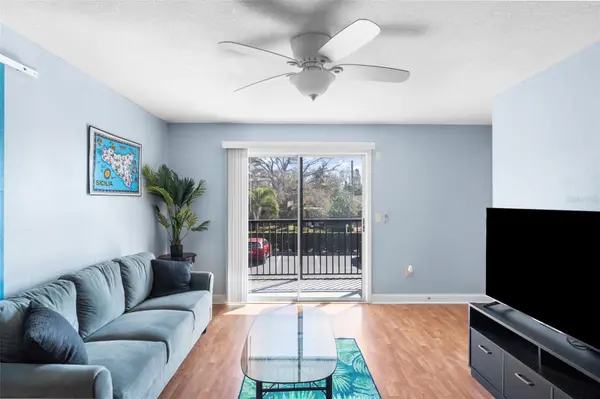 3711 W IOWA AVE #214, Tampa, FL 33611