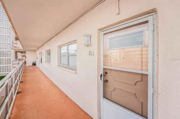 5623 80TH ST N #211, St Petersburg, FL 33709