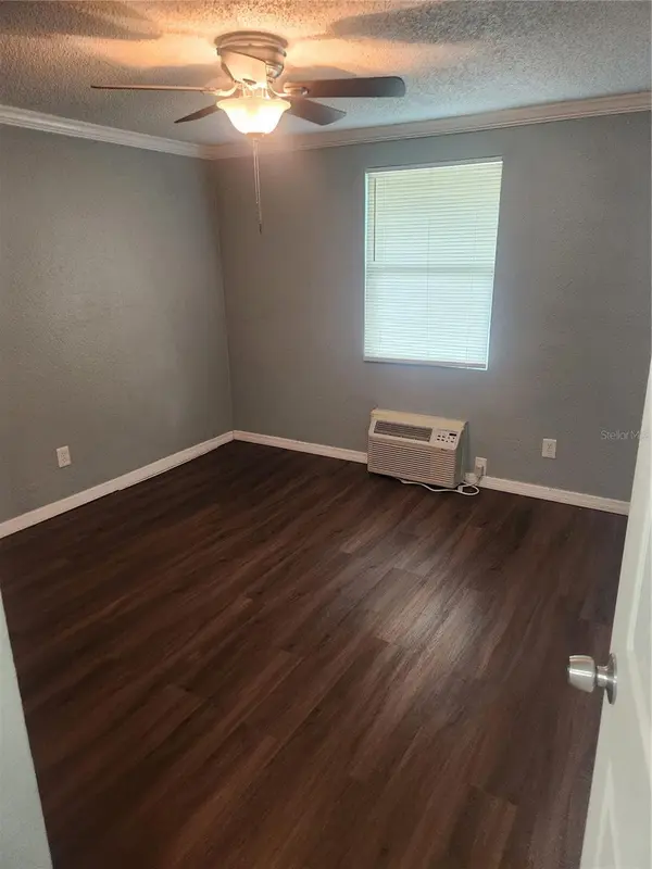 5901 BRYCE LN #5903, Tampa, FL 33615