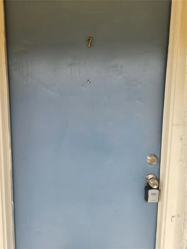 3920 E JEAN ST #7, Tampa, FL 33610