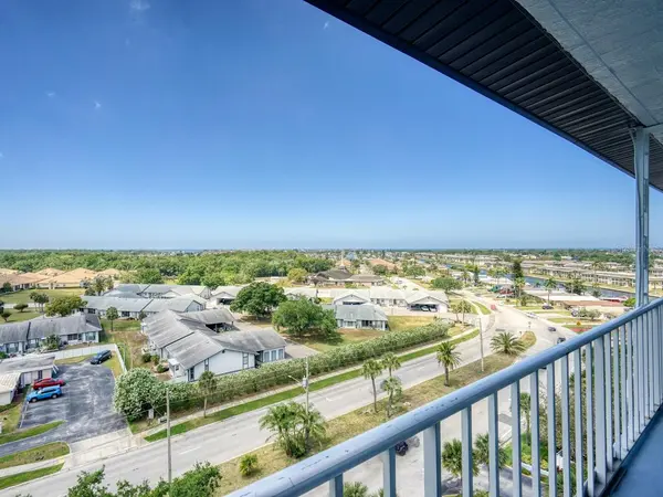4939 FLORAMAR TER #904, New Port Richey, FL 34652