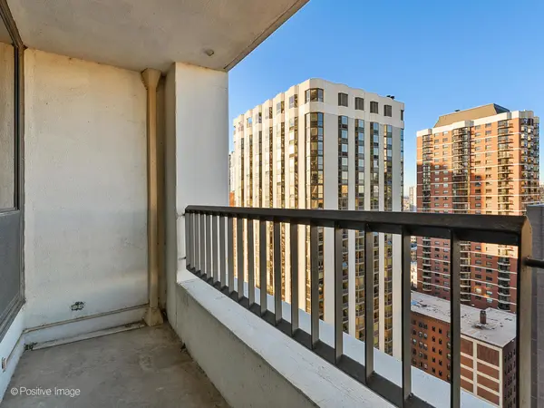 1030 N State ST #18C, Chicago, IL 60610