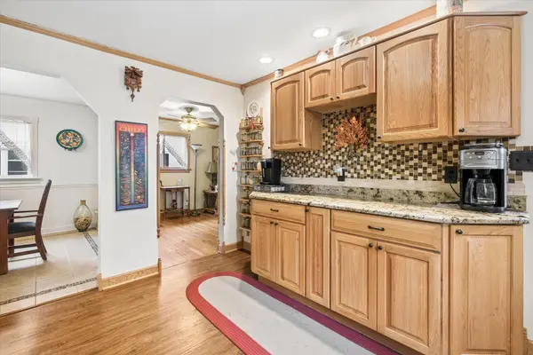 319 Leclaire AVE, Wilmette, IL 60091