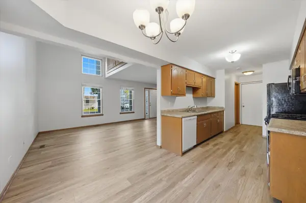 16051 LAUREL DR, Orland Park, IL 60462