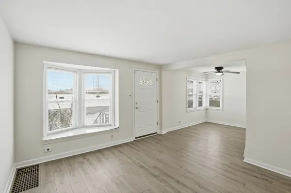 11056 S State Line RD, Chicago, IL 60617