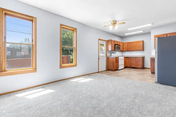 979 Victoria ST N, Saint Paul, MN 55103