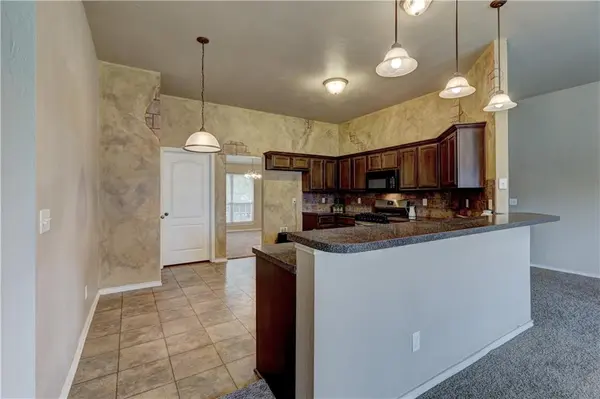 436 NE 22nd ST, Newcastle, OK 73065