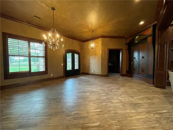 114 S Morgan RD, Tuttle, OK 73089