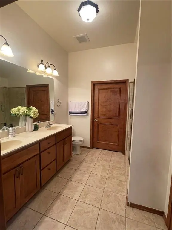 12317 Greenlea Chase W, Oklahoma City, OK 73170