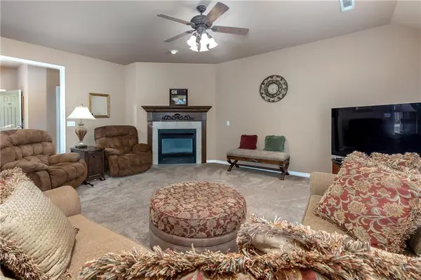 2711 Woodbridge DR, Shawnee, OK 74804