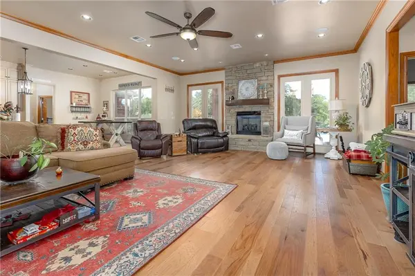 5711 E Lindsey ST, Norman, OK 73026